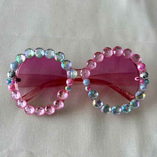 Iris Style - All over strass sunnies with pink lenses